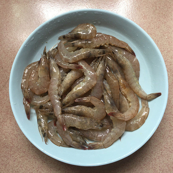 韭菜苔烧海虾步骤5