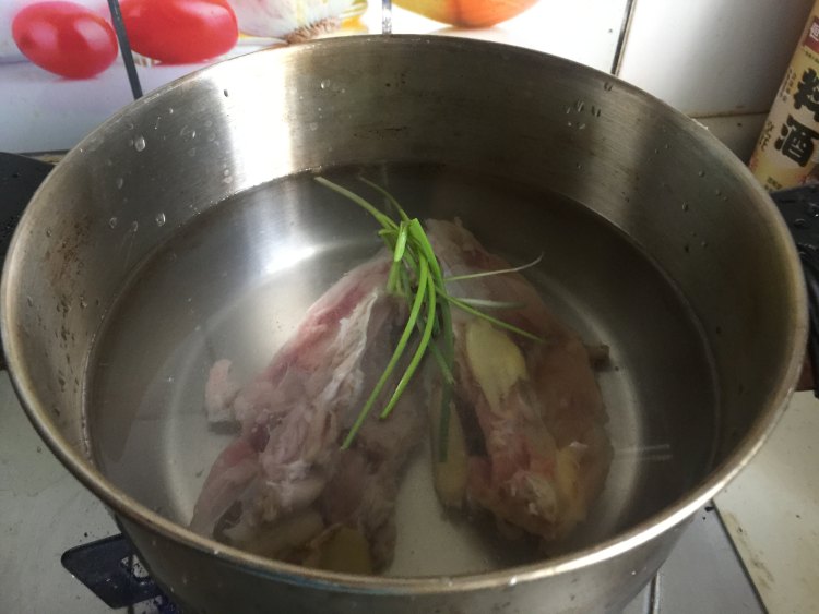 鸡茸丸番茄浓汤步骤2
