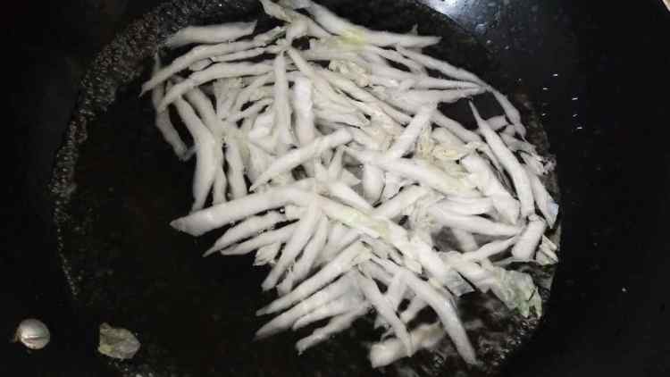 胡萝卜白菜蛋汤步骤9