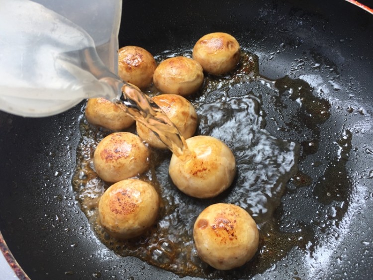 焗口蘑佐意面步骤7