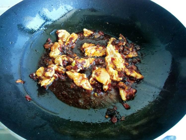 鸡肉炒面步骤6