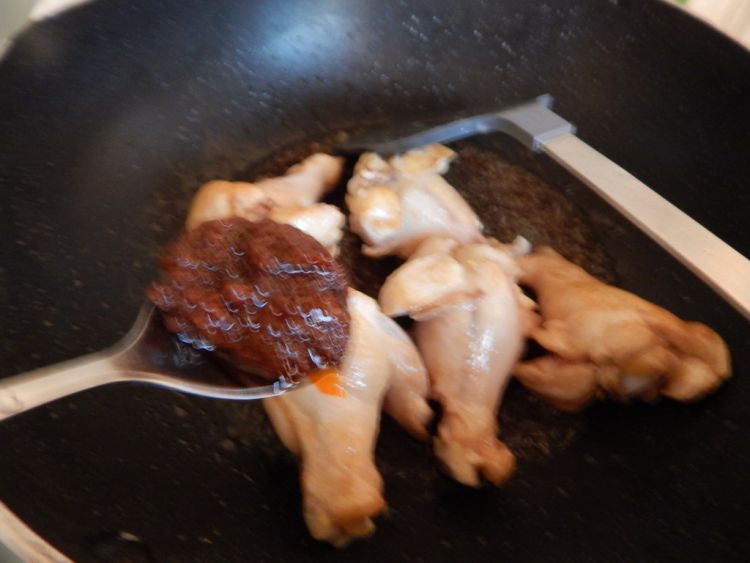 沙茶鸡腿根步骤8