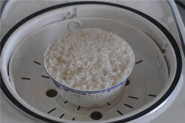 水晶糯米烧卖步骤2
