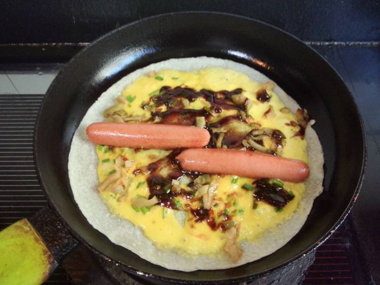 火腿肠鸡蛋面饼步骤8