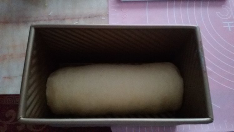 奶香红豆沙吐司步骤7