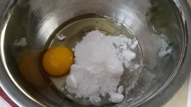 香蕉蔓越莓玛芬蛋糕步骤1