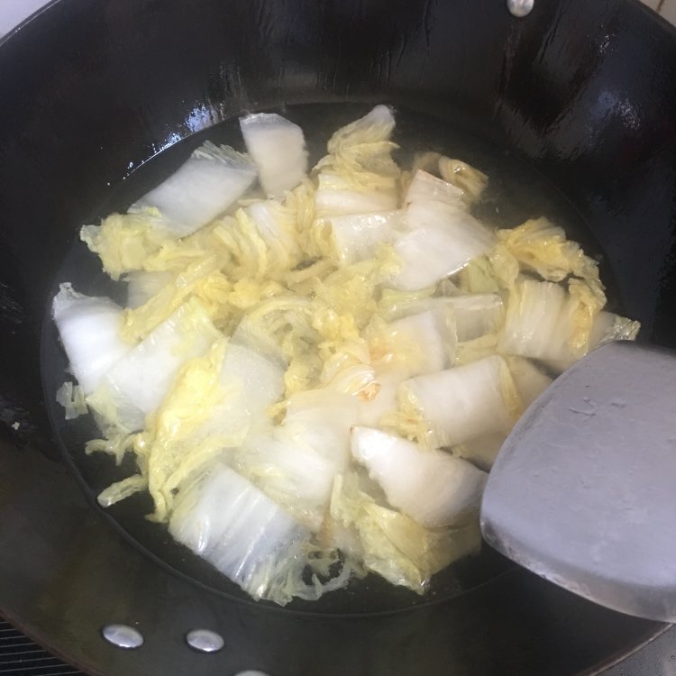 蛋饺白菜汤步骤6