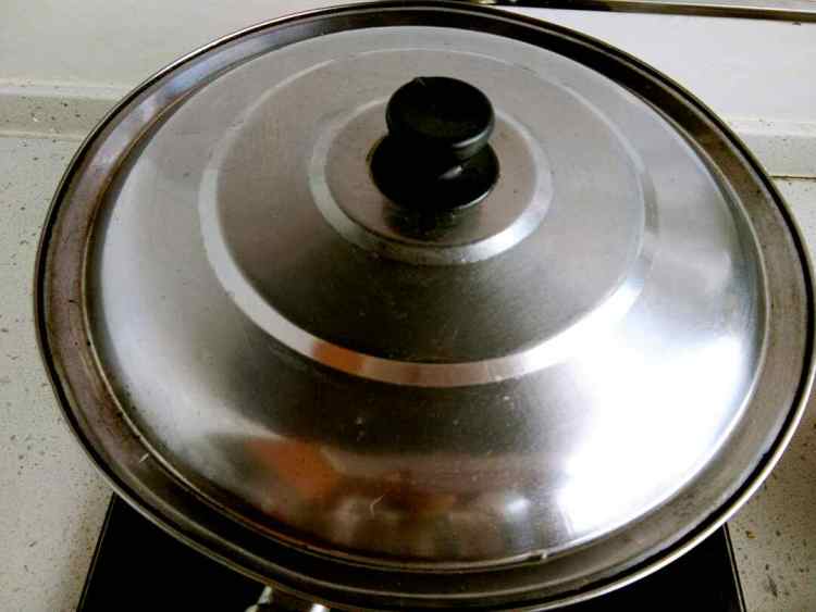 辣味茄丝鸡蛋焖炒面步骤7