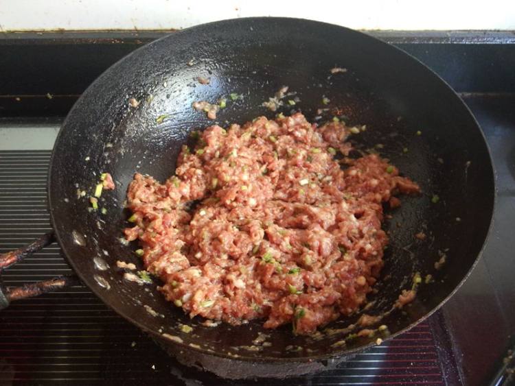 西瓜皮肉馅生煎饺步骤6
