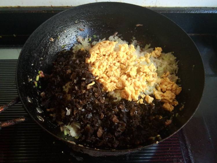西瓜皮肉馅生煎饺步骤10