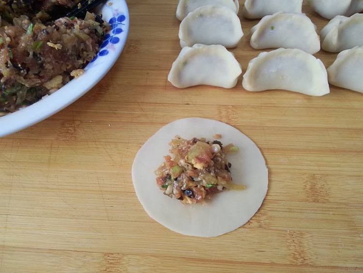 西瓜皮肉馅生煎饺步骤13
