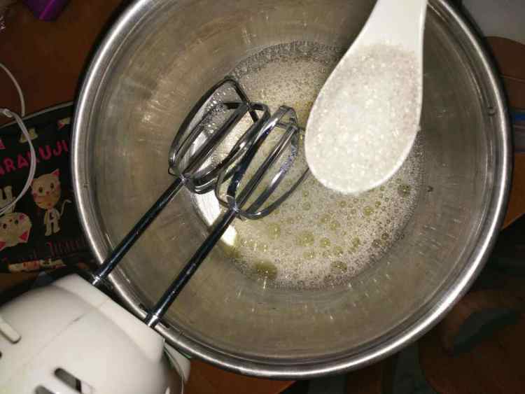 电饭煲鸡蛋糕步骤3