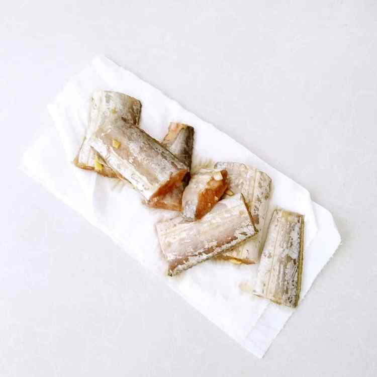香酥胡椒带鱼步骤4