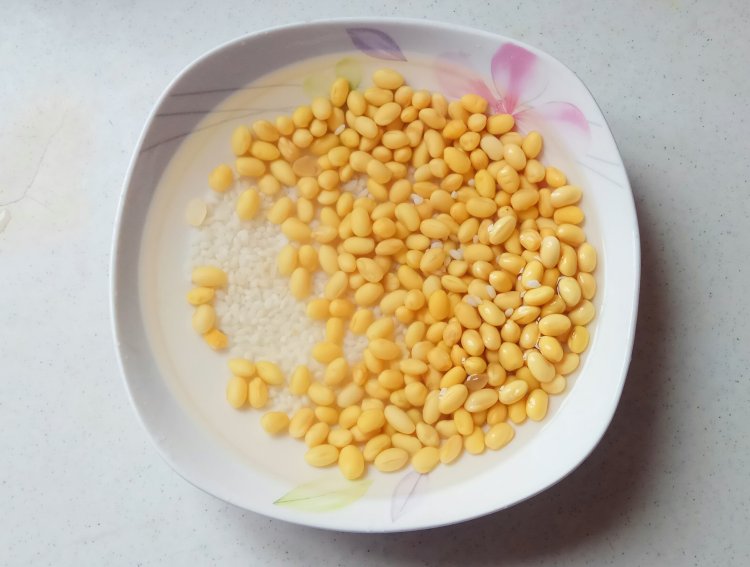 南瓜黄豆米糊步骤2