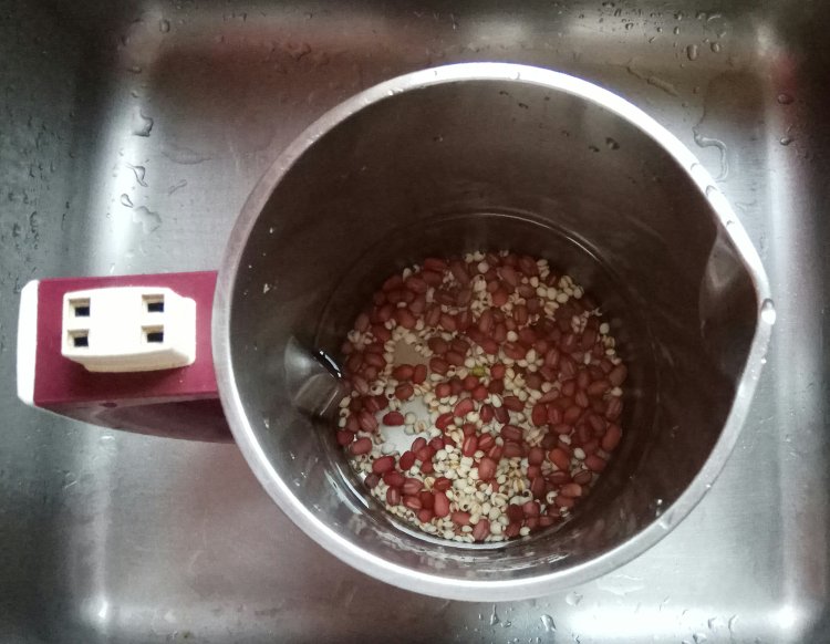 薏米红豆糊步骤3