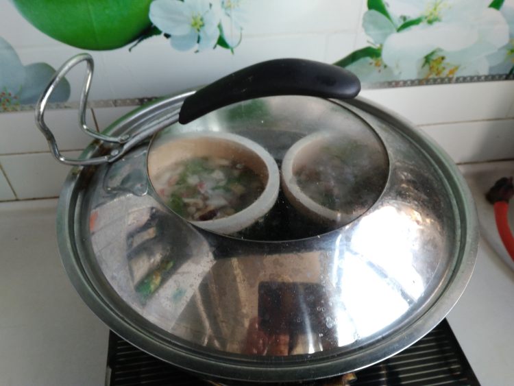 腊肠香菇竹桶饭步骤8