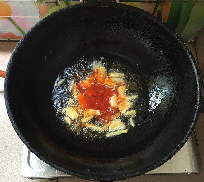 番茄酸汤煮巴沙鱼步骤7
