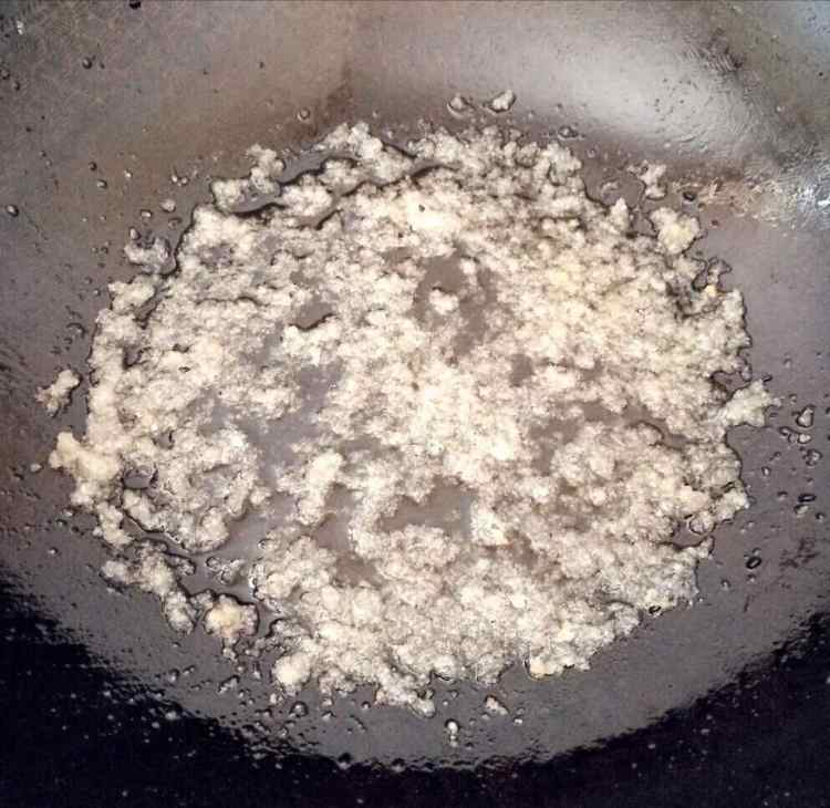 拔丝地瓜步骤6