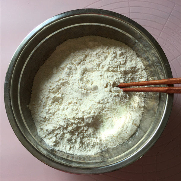 黑木耳肉龙卷步骤1