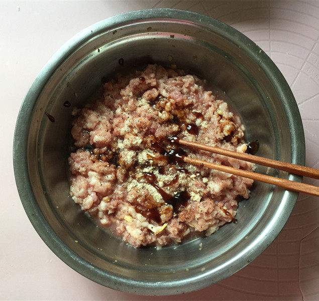 黑木耳肉龙卷步骤9