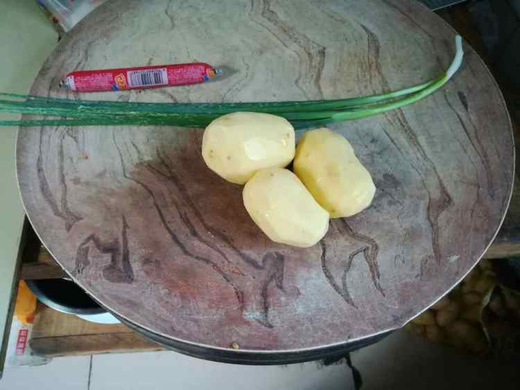 孜然土豆泥步骤1