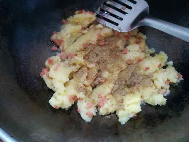 孜然土豆泥步骤7