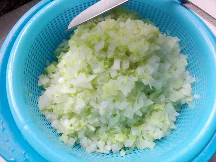 白菜肉馅全麦包#盛夏步骤3