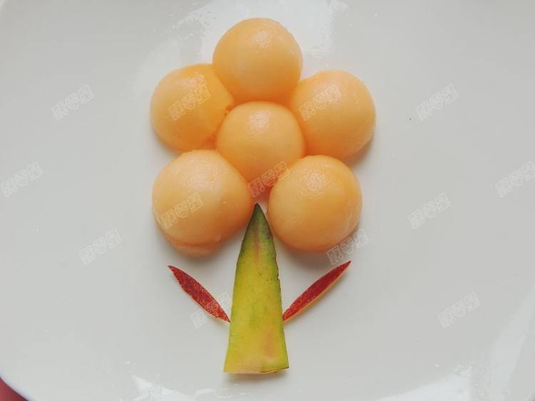 #盛夏餐桌# 水果拼盘步骤10