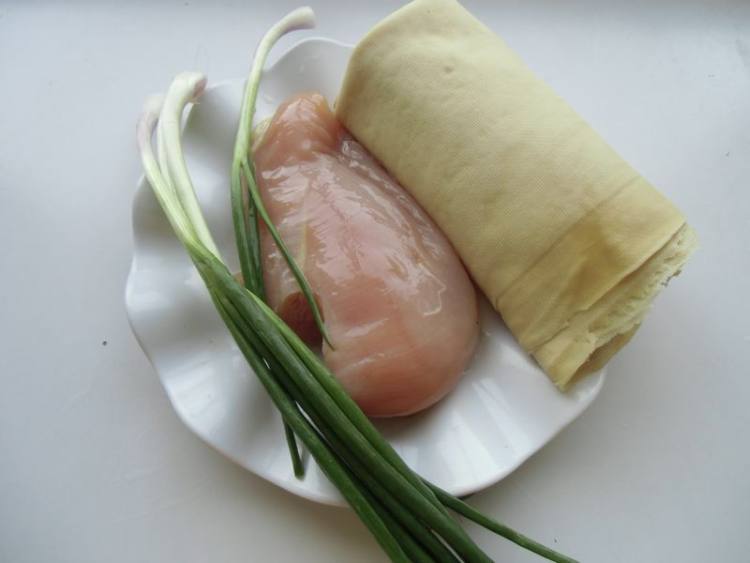 蒸肉卷步骤1