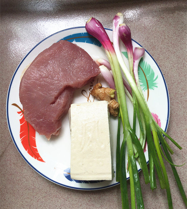 黑椒煎肉饼步骤1