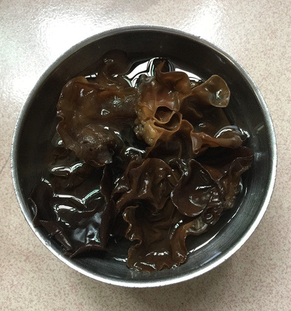 荷兰豆炒牛肉步骤2