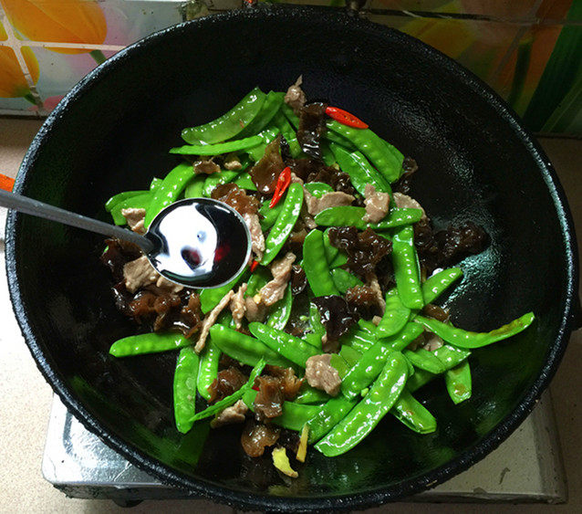 荷兰豆炒牛肉步骤14