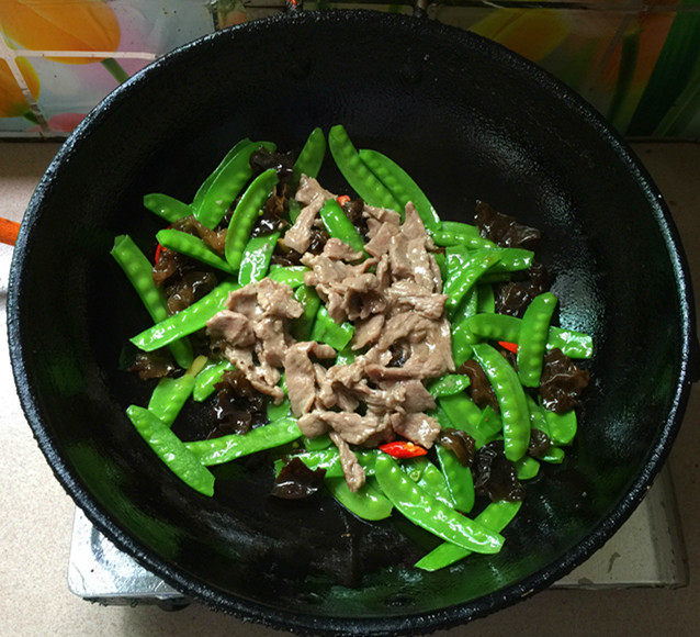 荷兰豆炒牛肉步骤13