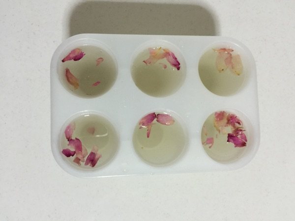 玫瑰蜂蜜棒冰步骤3