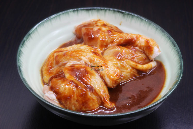 鸡腿包饭步骤3