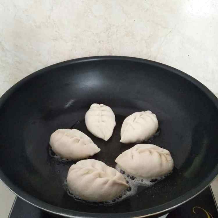 虹豆生煎包步骤12
