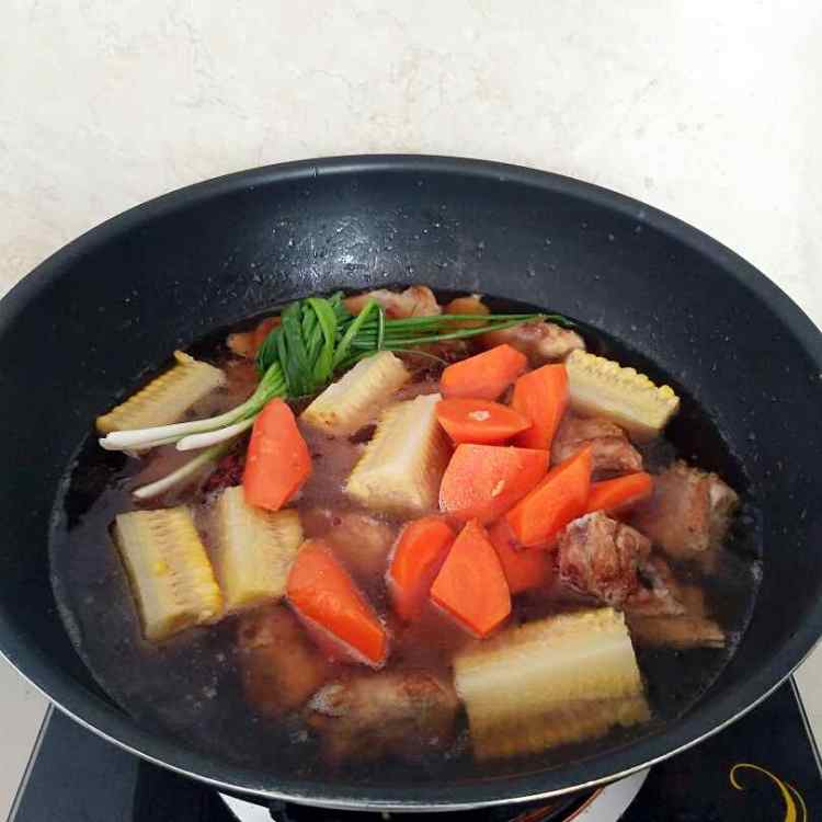 啤酒烧玉米排骨步骤9
