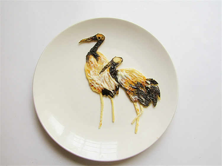 国画风趣味餐盘画步骤6