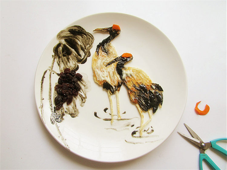 国画风趣味餐盘画步骤8