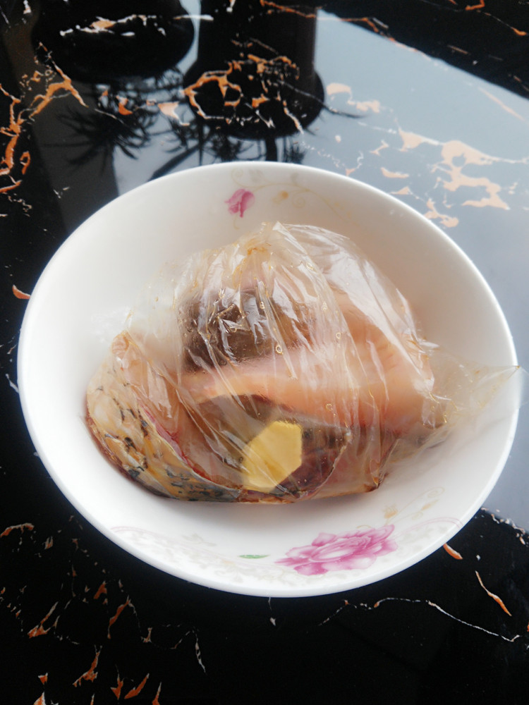 腐竹蒸草鱼步骤3