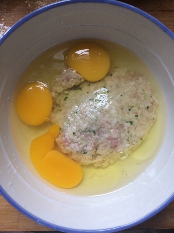 肉蒸蛋步骤2
