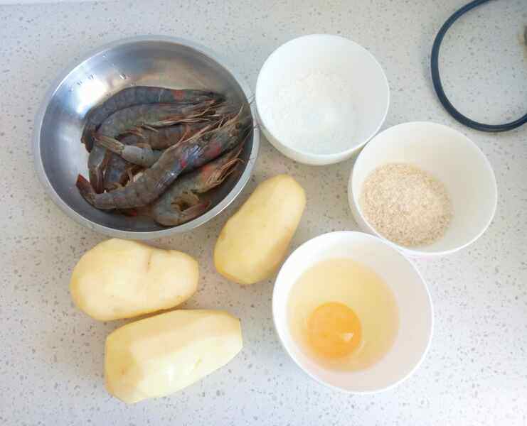 土豆虾球步骤1