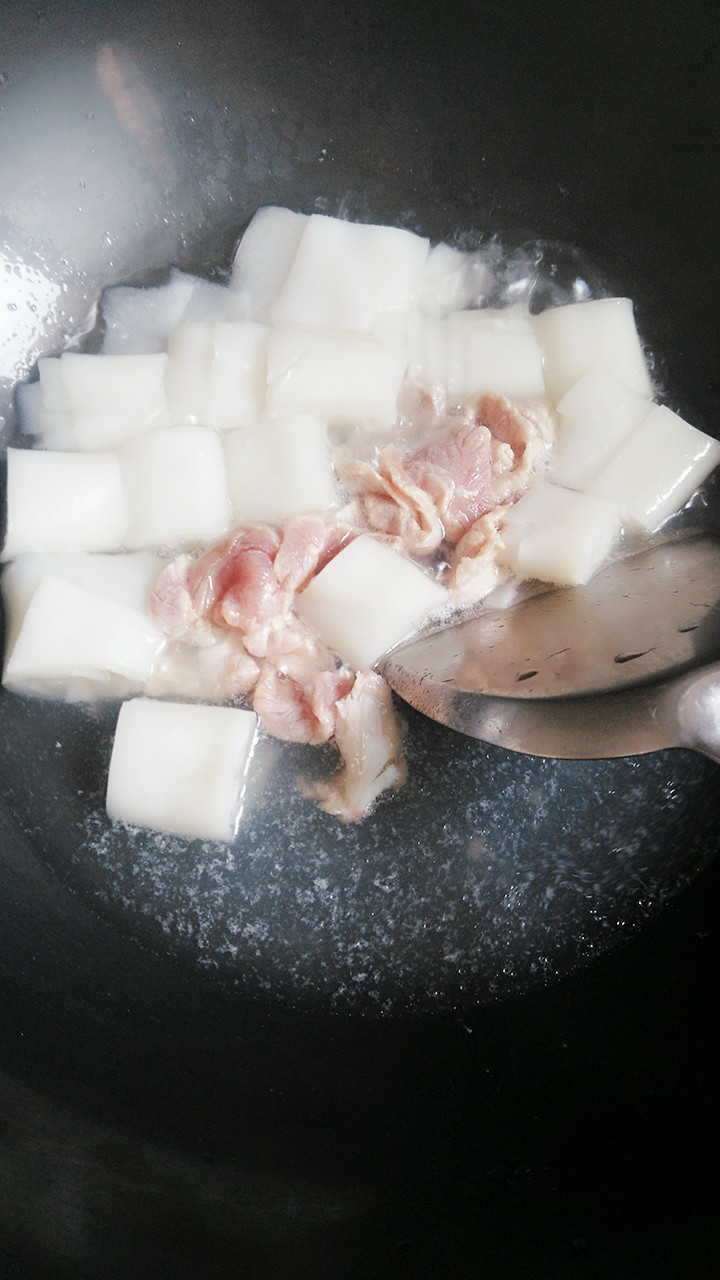 瘦肉汤卷粉步骤5