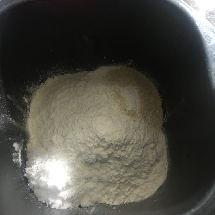平底锅奶酪包步骤2