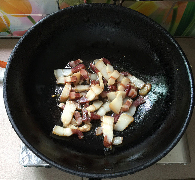 儿菜炒五花腊肉步骤5