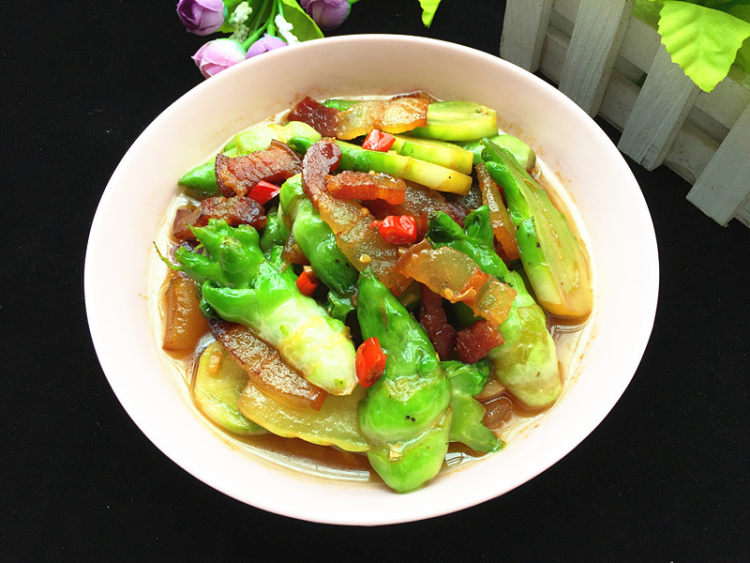 儿菜炒五花腊肉步骤16
