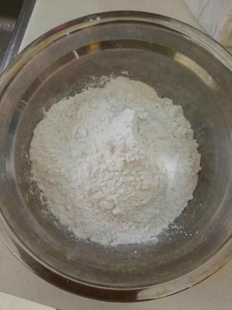 白丸子蛋花汤步骤1