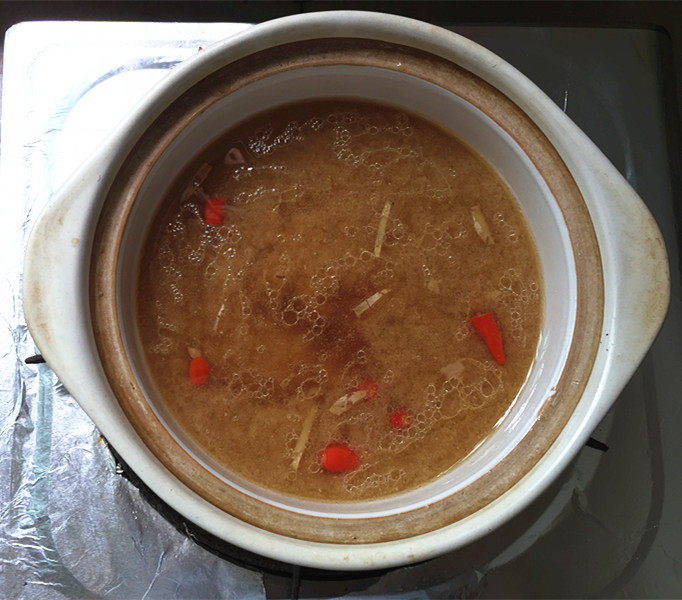 炸鱼块豆腐煲步骤6