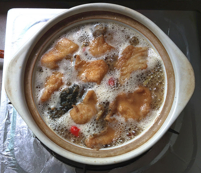 炸鱼块豆腐煲步骤9