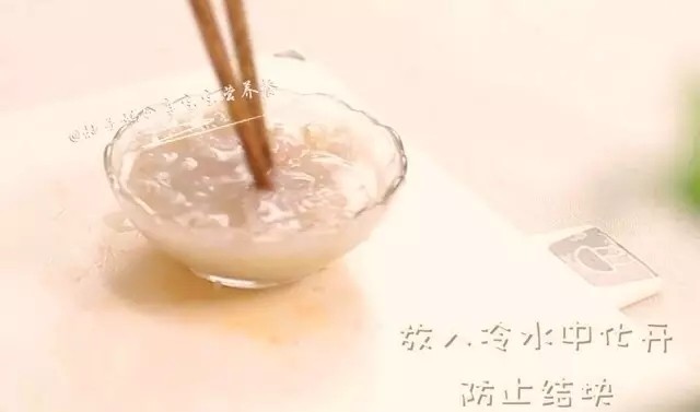 鸡蛋豆腐鲜虾羹步骤7
